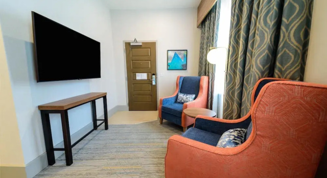 Двухместный полулюкс Hilton Garden Inn Dayton Downtown