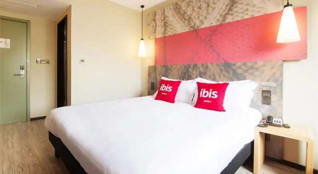 ibis Harbin Central Street Hotel