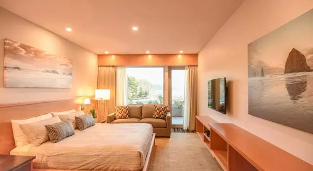 Студия Harbour House Hotel