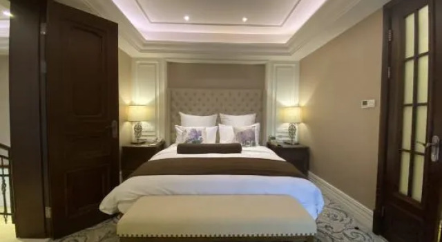 Люкс Deluxe Wellington Hotel