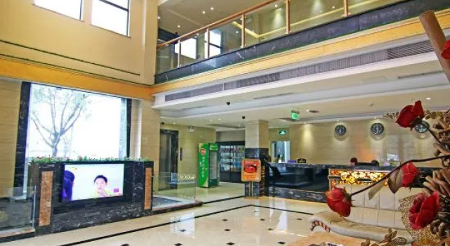 Very Huating Hotel, Prenota Hotel Hotel a Chongqing Area con parcheggio, Parcheggio