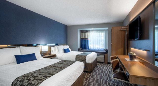 Microtel Inn & Suites by Wyndham Burlington, จอง โรงแรม เบอร์ลิงตัน นอร์ทแคโรไลนา