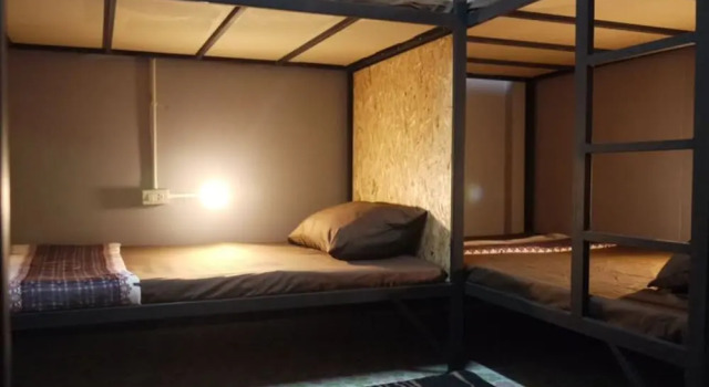 Кровать в общем номере (женский номер) Asleep Hostel