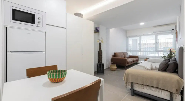 Студия Standard Dobo Madrid América