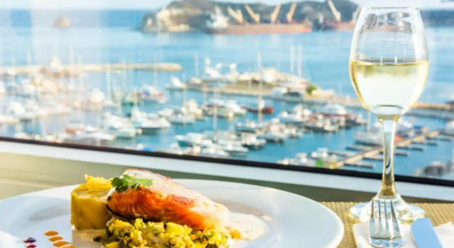 Номер Standard с видом на океан Hilton Garden Inn Santa Marta