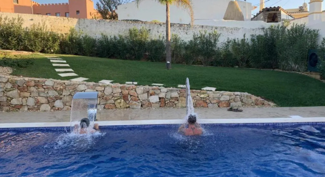 Люкс с 2 комнатами Carvoeiro B&B and SPA