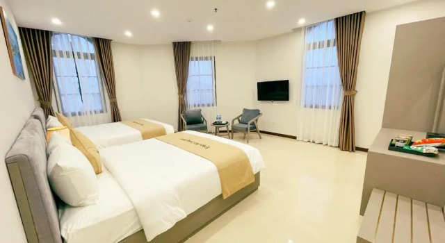 Четырёхместный номер Deluxe Ngoc Anh Duong Hotel Ha Long