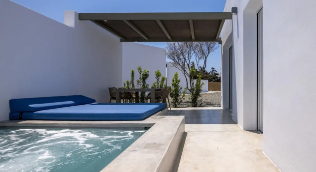 Апартаменты Luxury White Holidays Project