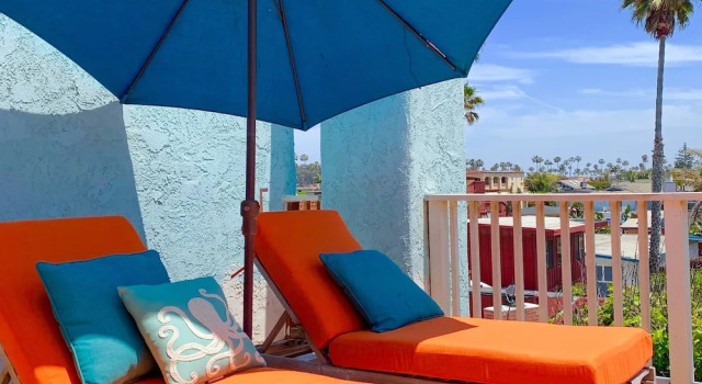 Beachfront Beauty Walk Everywhere by RedAwning, Rezervasyon Otel Ventura Central Coast California
