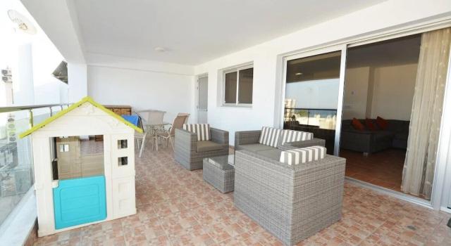 Superior Apartment mit Balkon und mit Blick Seafront Protaras Apartments