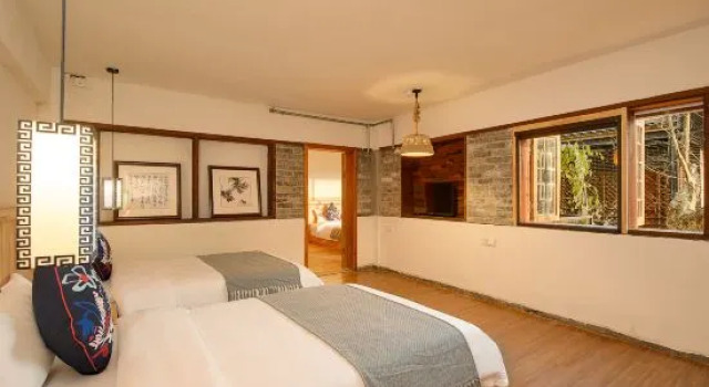 Suite familiare con balcone Long lnn