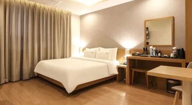 Полулюкс Hotel Prima Busan