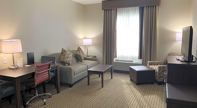 Люкс Best Western Plus Hinton Inn & Suites