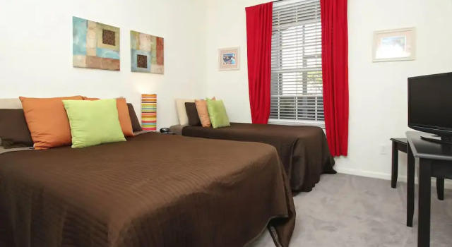 2303 Butterfly Way, Buchen Sie Hotel Hotels in Four Corners mit Pool, Schwimmbad