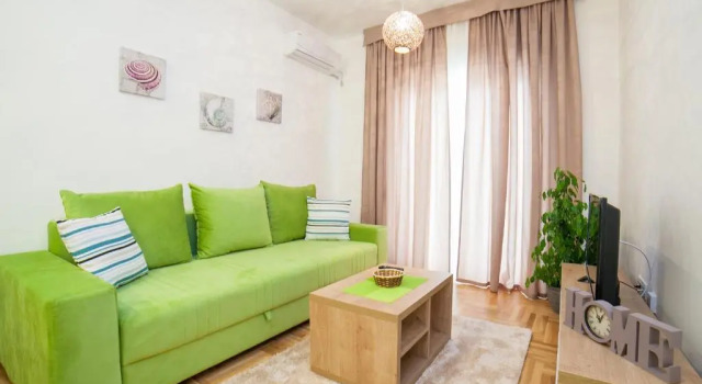 Peace 2 Apartments, Book Apartment Hotels in Budva County with Parking, Parking