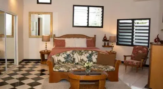 Kolea Estate, Book Hotel Kailua Windward Coast