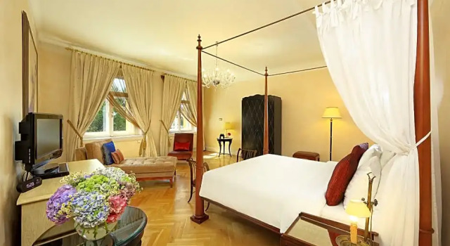 Номер Deluxe с видом на реку The Mozart Prague