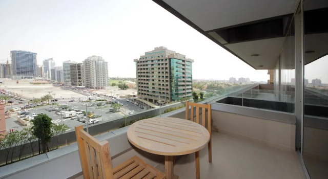 Signature Holiday Home - Matrix Tower