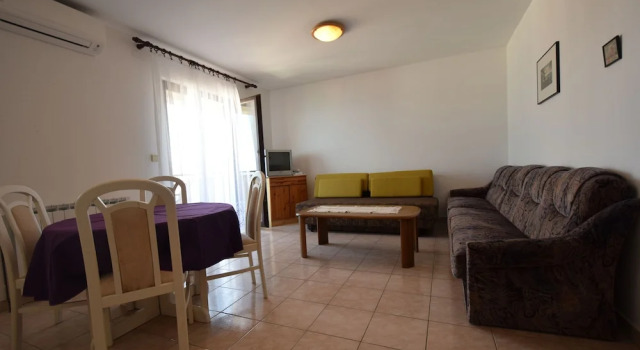 Apartments Petrica, Prenota Appartamento Hotel a Isole Quarnerine con parcheggio, Parcheggio