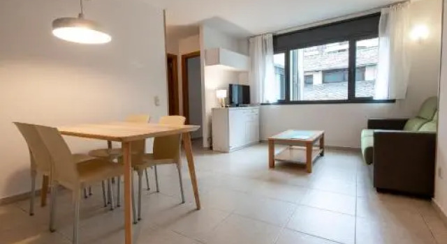 Outdoor Apartaments - Comfort, Забронировать Отель Отели Андорра-ла-Велья с парковкой, рядом с Церковь Сант-Эстев, Парковка