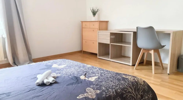 Bed & Breakfast, Забронировать Гостевой дом Валорб 