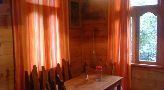 Cottage Ivane Lazika 6, Book Vacation Home Batumi 