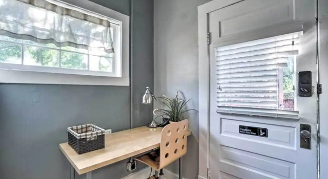 Апартаменты Historic Redstone w/ Large Backyard, Walk To Csu!