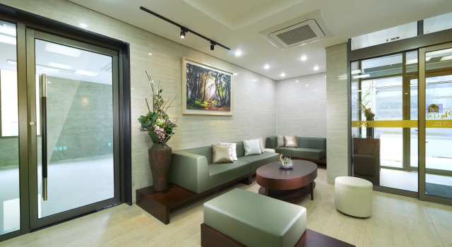 Benikea Jungmun Hotel, Забронировать Отель Отели Согвипхо 3 звезды, рядом с Yeomiji Botanic Garden, 3*