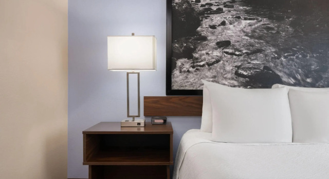 Super 8 by Wyndham Longmont/Twin Peaks, Buchen Sie Gasthaus Motels in Longmont, Motel