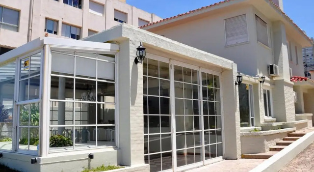 Alevines Playa el Emir Hostel & Suites, Prenota Ostello Hotel a Maldonado con parcheggio, Parcheggio
