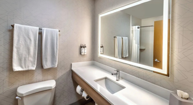 Четырёхместный номер Standard Holiday Inn Express Winnemucca by IHG