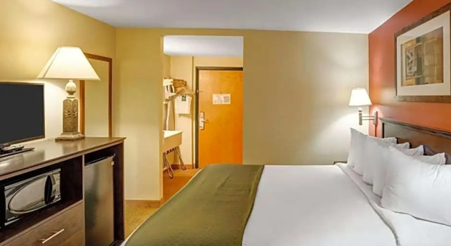 Двухместный номер Standard с видом на озеро Quality Inn Ashland - Lake Superior