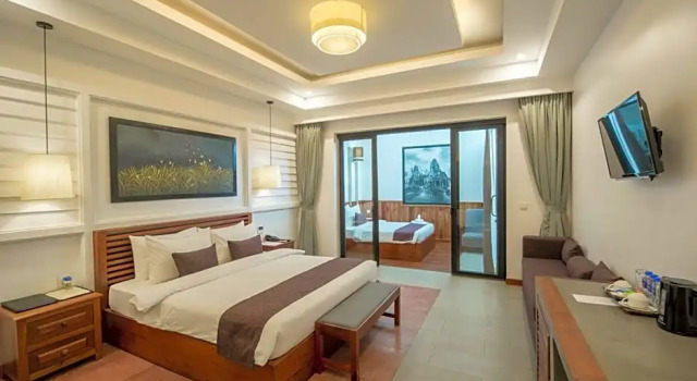 Семейный номер Deluxe с видом на бассейн The Tito Suite Residence