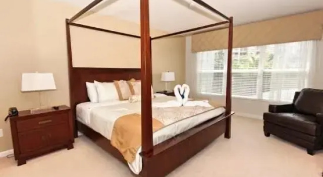 Magnificent Upscale Villa by Five Star Vacation Homes