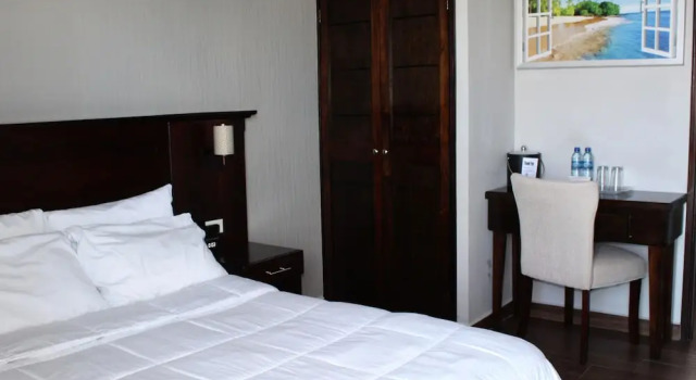 Одноместный номер Standard с балконом и с красивым видом из окна Barefoot Caye Caulker Hotel