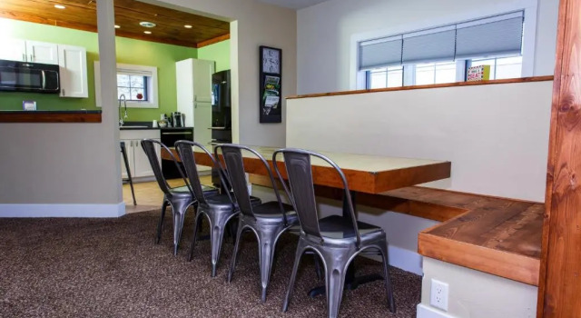 Люкс Julies Park Cafe & Motel