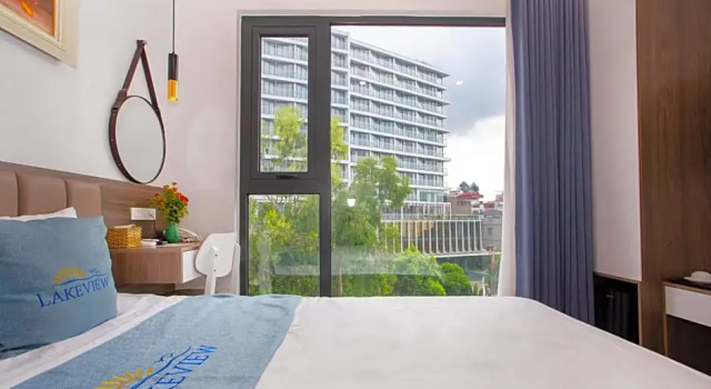 Номер Superior Lake View Hotel