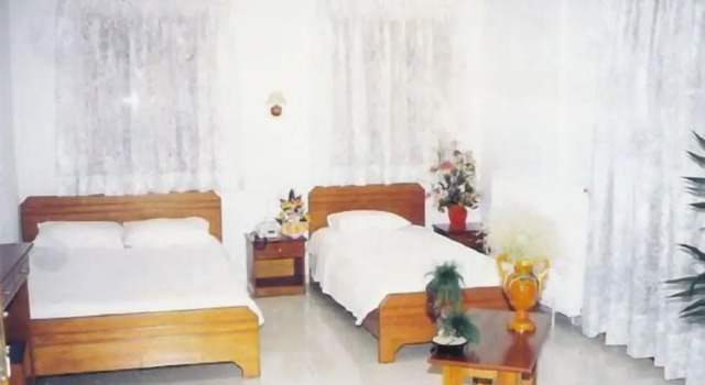 Четырёхместный номер Standard с балконом Guesthouse Arsenis