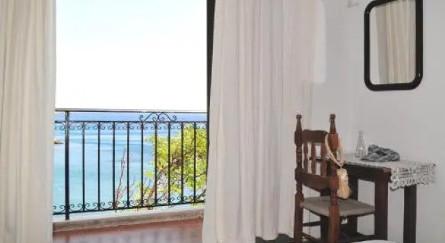 Marina Hotel, Забронировать Отель Айос-Кирикос Икария