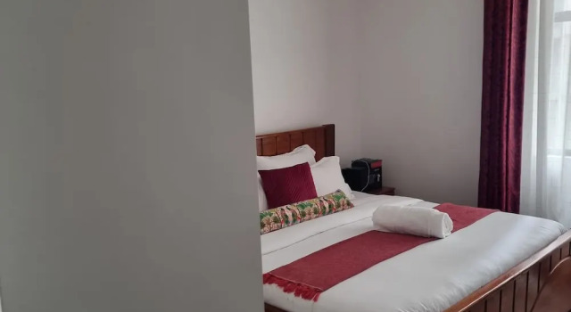 Апартаменты Safari City Two Bedroom Apartment