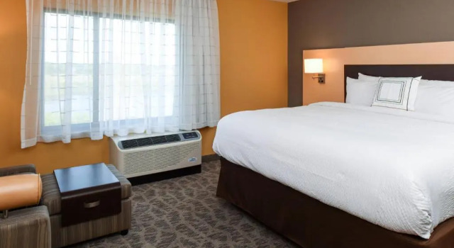 Студия TownePlace Suites by Marriott Detroit Commerce
