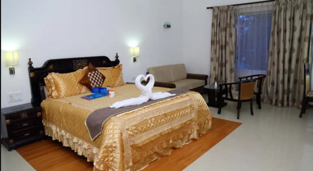White Dammar International, Забронировать Отель Бизнес-отели Тируванантапурам, 4* 5*