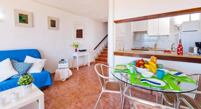 Apartment The Shell II, beach views and pool, Book Apartment Alcudia Majorca