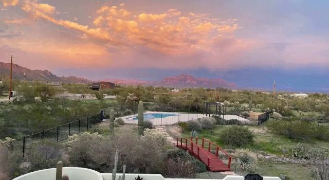 Коттедж East Mesa Desert and Mountain Views: 5br, Pool
