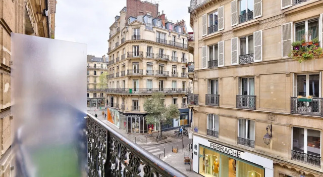 23 - Luxury Parisian Flat Montorgueil, Забронировать Отель 2-й округ: Биржа Париж, рядом с Станция метро Rambuteau