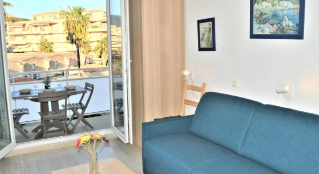Appartement Cavalaire-sur-Mer, 1 pièce, 3 personnes - FR-1-226B-98, Забронировать Апартаменты/квартира Кавалер-сюр-Мер Сен-Тропе залива, рядом с Plage de Bonporteau