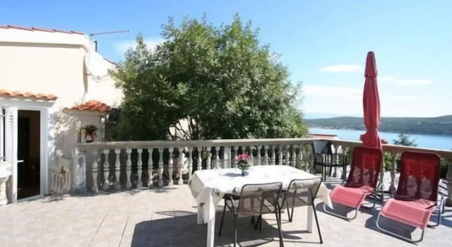 Двухместные апартаменты с балконом Apartments Vedrana