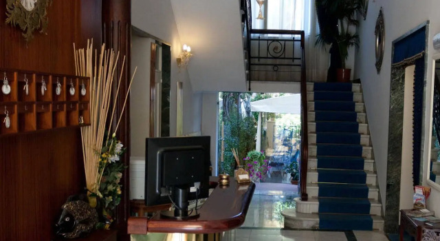 Hotel Navy