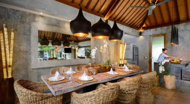 Вилла Lavish 5 Bed, Sleeps 10, Butler, Daily Breakfast