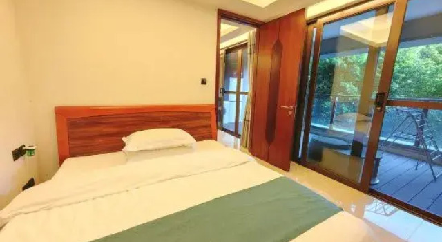 Люкс с видом на сад Yujianni Seaview Apartment